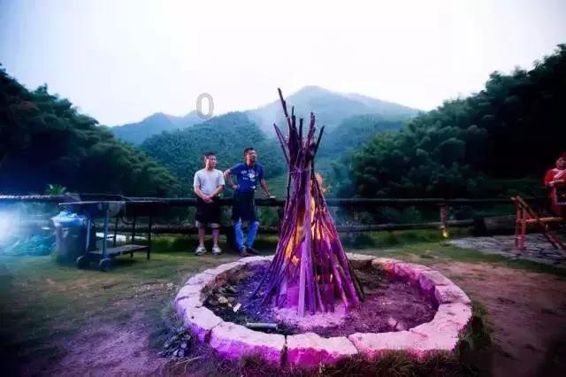 我想知道重庆和成都的差别?游戏画面